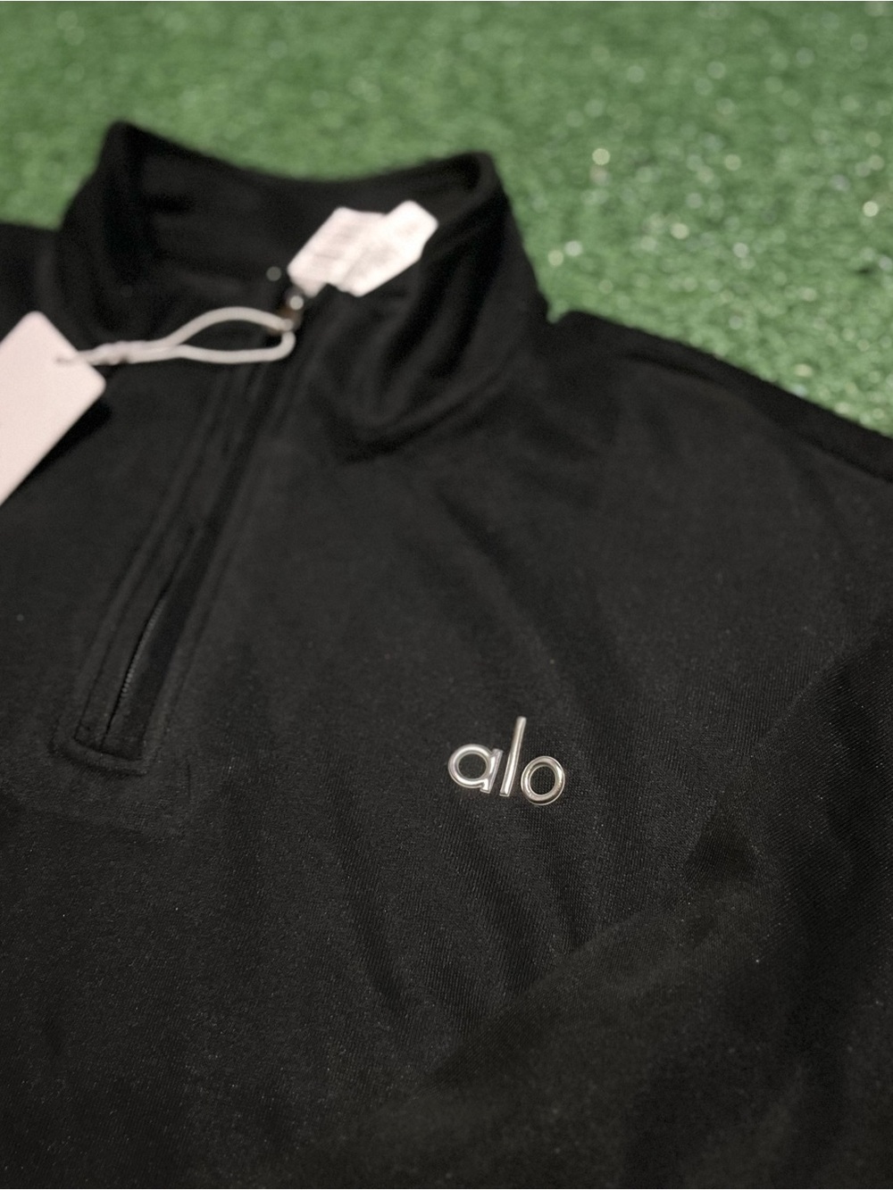 ALO Yoga Black Zip-Up Pullover with Subtle Logo Tag - Picture 5 of 5